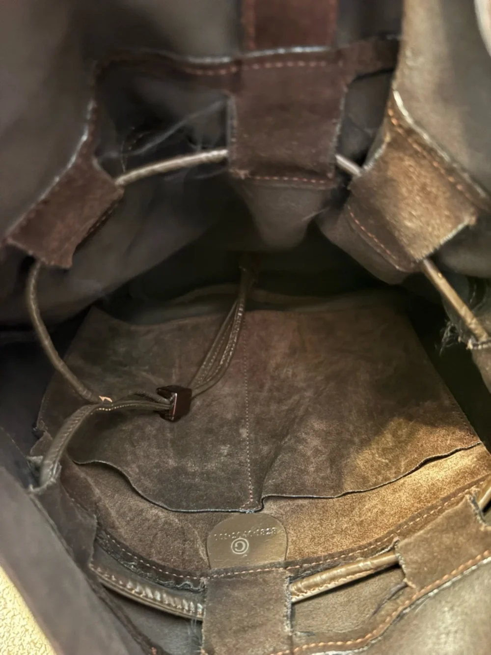 Gucci TomFord Era BrownSuede Bucket Shoulder Bag Chunky Link Strap Authenticated